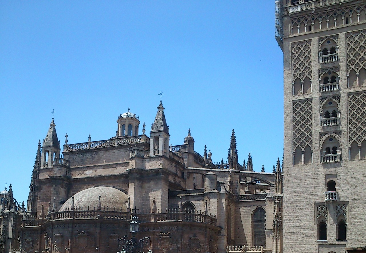 Kathedrale und Gibralda-Turm von Sevilla