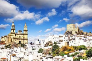 Tolles Stadthaus für 2 mit wunderschönem Patio im weißen Dorf Olvera – mittig zwischen Cadiz, Sevilla und Malaga
