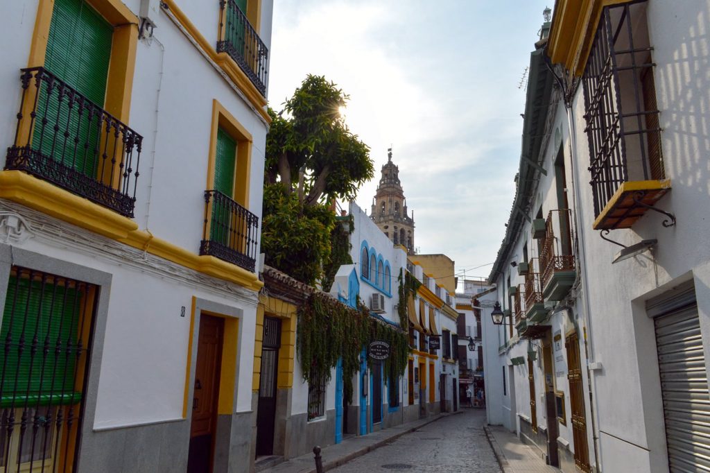 Die großen Städte Andalusiens auf eigene Faust erleben