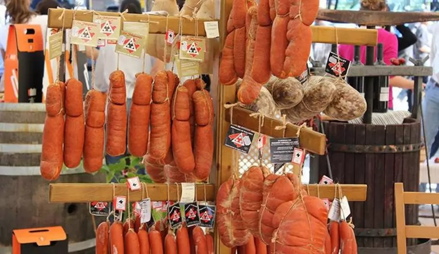 Würste am Markt