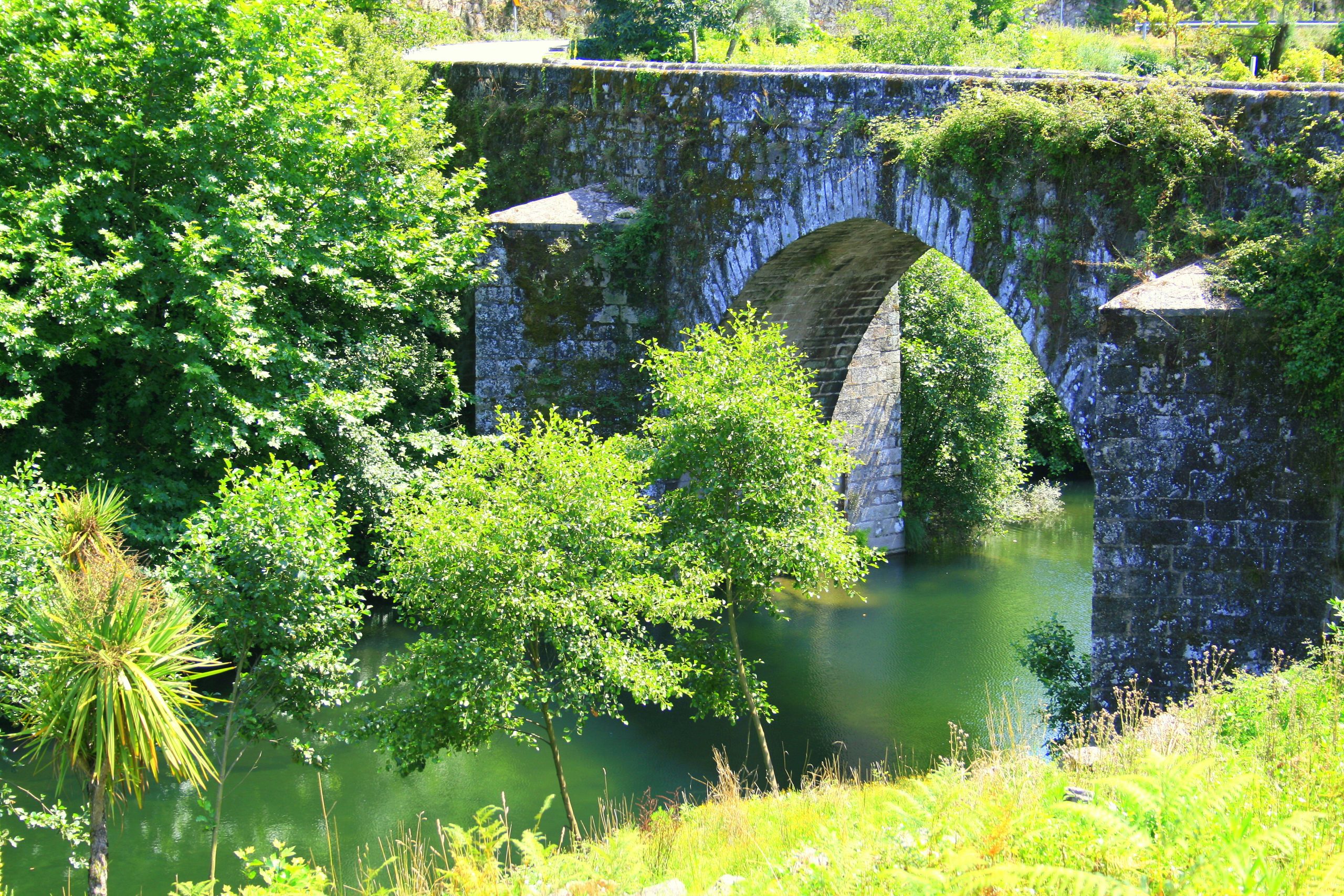 Brücke über Fluss Honem, Cladelas, Braga