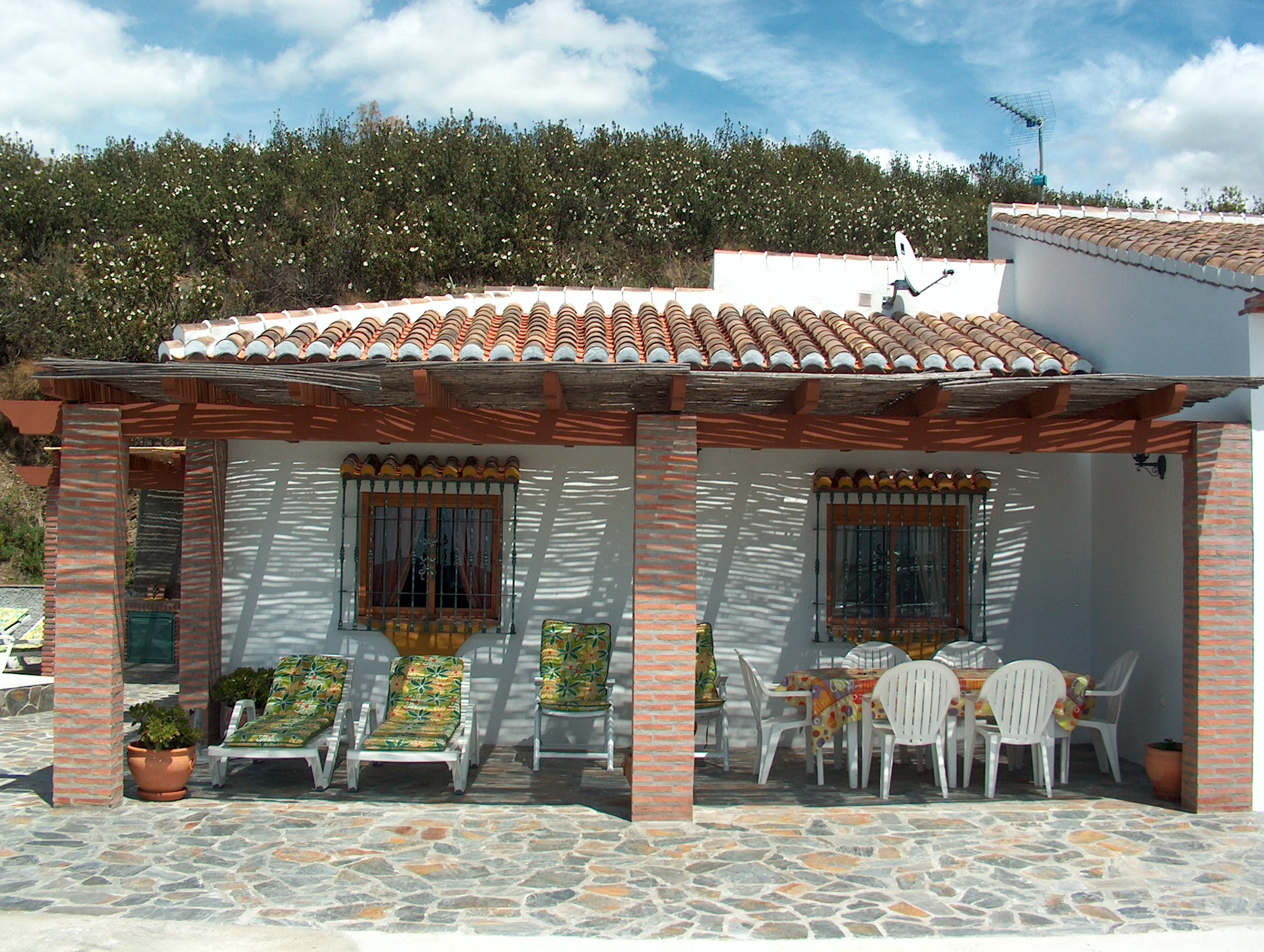 Idyllische und schöne kleine Landhaus in den Bergen mit einer unglaublichen Aussicht über die Axarquía
