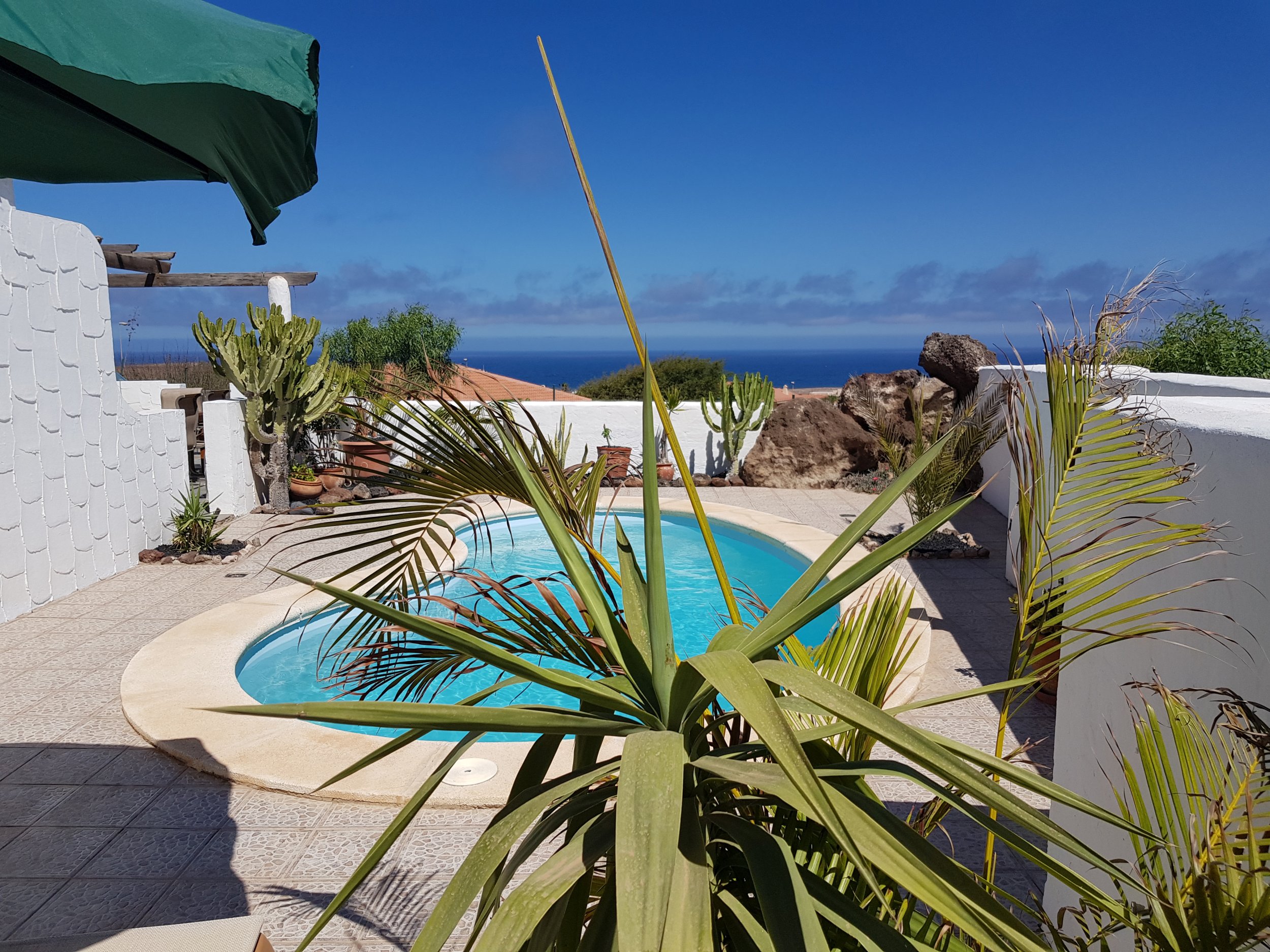 Gemütliche Villa für 4 Personen mit Pool und Blick auf den Atlantik
