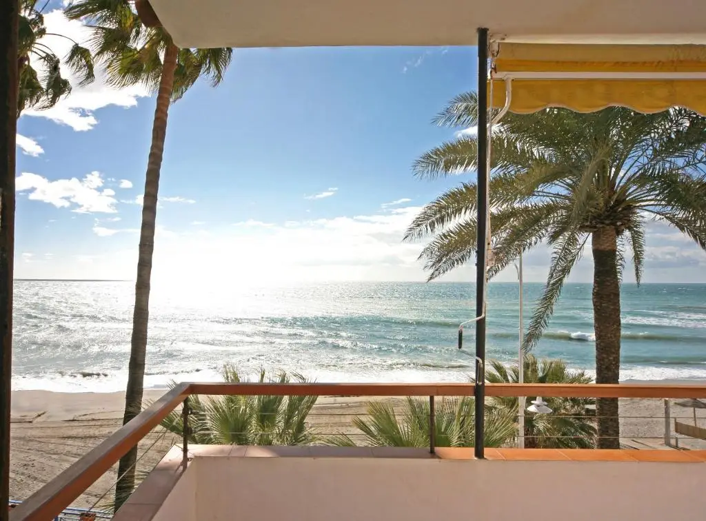Apartamentos Playa Torrecilla – Nerja